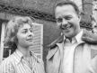 Ernst Albreht (CDU), koji je na iznenađenje javnosti izabran za premijera Donje Saksonije 15. januara 1976, i njegova ćerka Ursula u njegovom rodnom gradu Iltenu 18. januara 1976. Ursula je napravila političku karijeru sa udatim prezimenom Fon der Lajen.