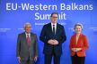 Antonio Košta, Aleksandar Vučić i Ursula fon der Lajen