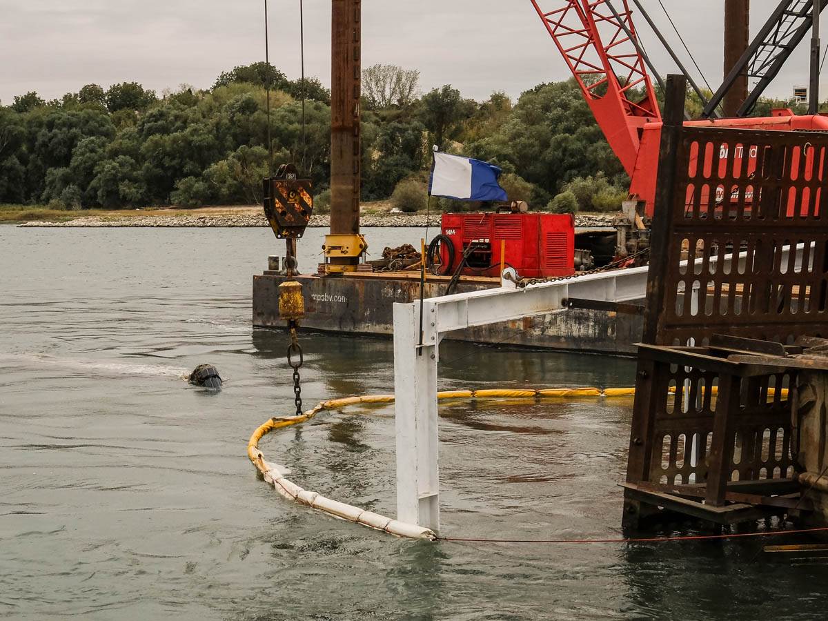 prahovo_vadjenje_brodova_iz_dunava_stefan_stojanović_ (1).jpg