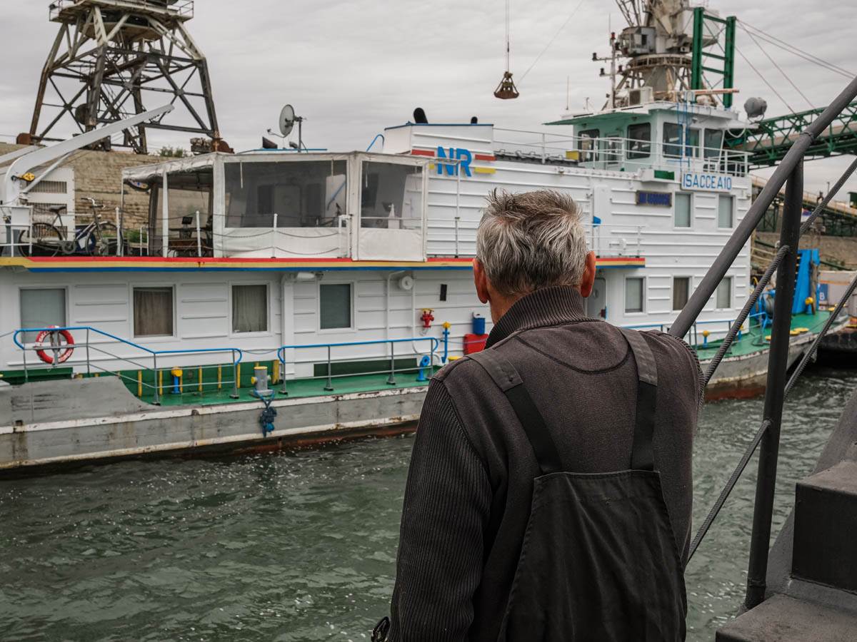 prahovo_vadjenje_brodova_iz_dunava_stefan_stojanović_ (7).jpg