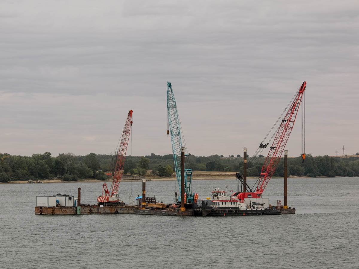 prahovo_vadjenje_brodova_iz_dunava_stefan_stojanović_ (18).jpg