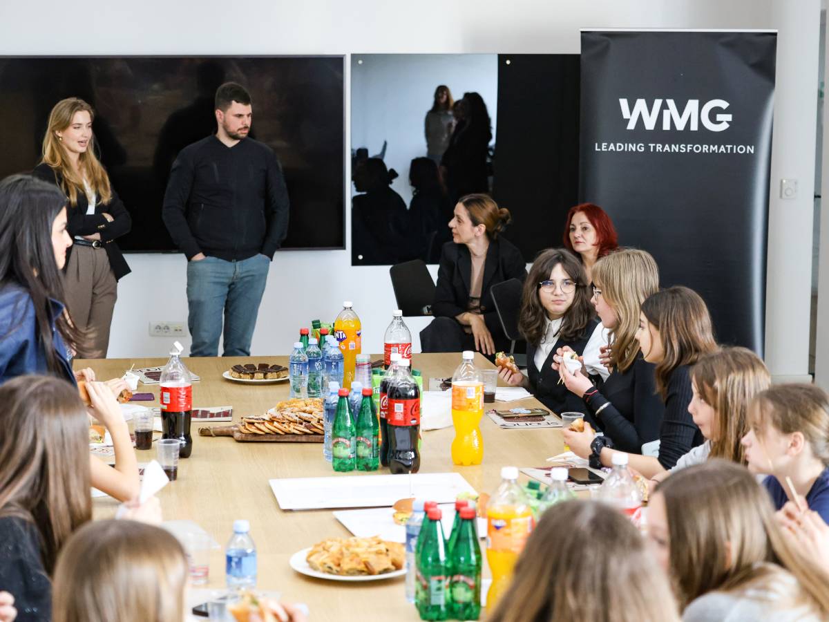 HMCL7225 - autor Nemanja Nikolić.jpg