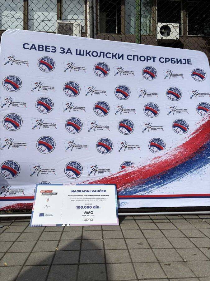 novi sad devojčice002.jpg