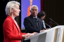 Antonio Košta, Ursula fon der Lajen, samit lidera EU