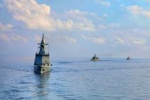 vojni brodovi u Ormuskom moreuzu