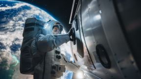 Astronaut u svemiru