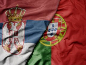 Zastave Srbije i Portugala