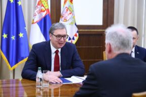 Vučić.jpg