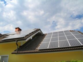 Solarni paneli na kući u Sloveniji