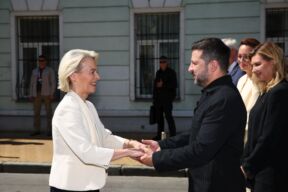 Ursula fon der Lajen i Vladimir Zelenski