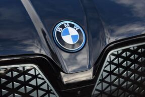 BMW_2383661561.jpg