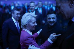 Ursula fon der Lajen i Vladimir Zelenski na samitu NATO u Ankari
