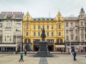 Trg bana Jelačića u Zagrebu