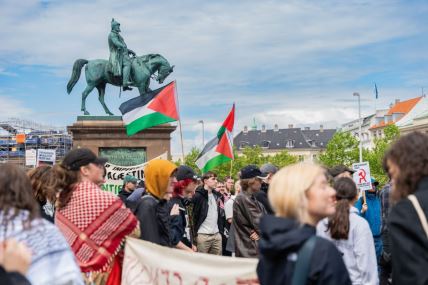 Danska omladina učestvuje na propalestinskim protestima