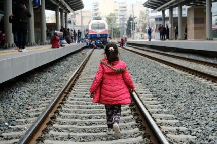 migranti 2019. blokiraju prugu u Grčkoj