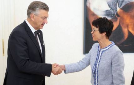 Marta Kos Andrej Plenković.jpg
