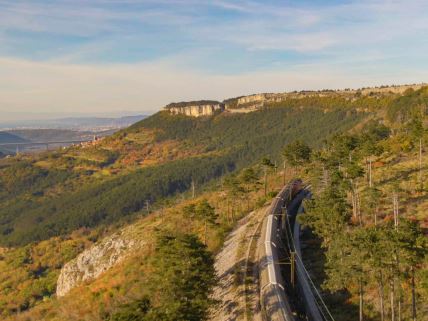 Voz koji prolazi kroz Sloveniju