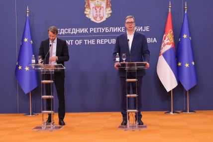 Aleksandar Vučić i ambasador EU Andreas fon Bekerat