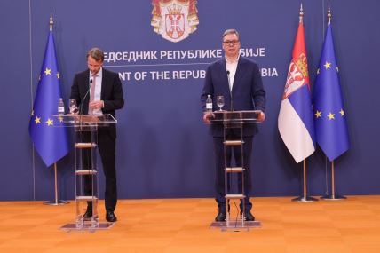 bekerat-vučić.jpg