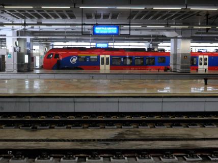 Voz na glavnoj železničkoj stanici u Beogradu