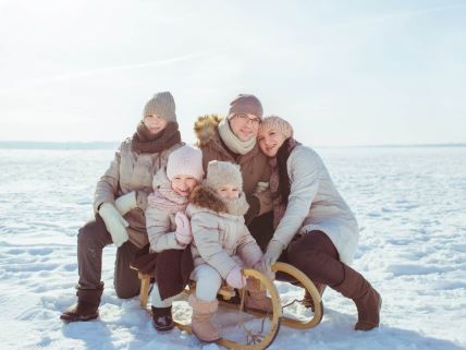 Porodica na snegu