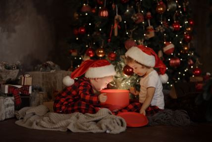 pokloni, praznici i deca