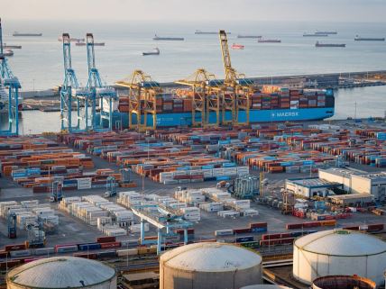 Trgovinska luka u Barseloni