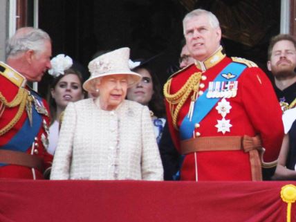 Kraljica Elizabeta i bivši britanski princ Endru