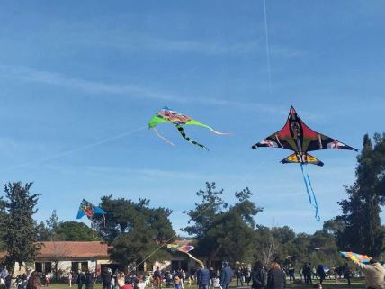 Zmajevi Grčka post.jpg