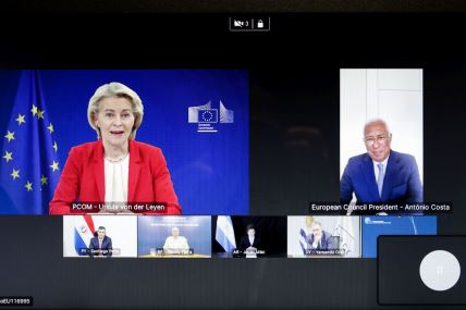 Ursula fon der Lajen i Antonio Košta sa liderima Merkosura
