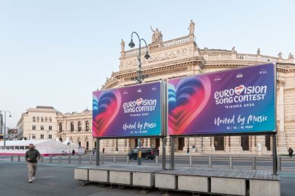Bilbordi u Beču koji najavljuju Evroviziju 2026.