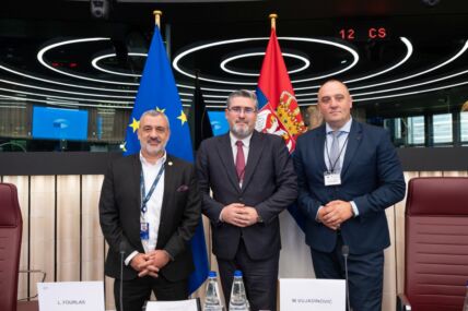 Lukas Furlas, Nemanja Starović i Milimir Vujadinović na 18. Parlamentarnom odboru za stabilizaciju i pridruživanje EU–Srbija