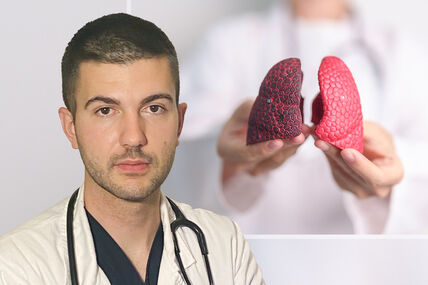 dr Nikola Piljić/model zdravih i oštećenih pluća