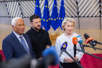 Antonio Košta, Vladimir Zelenski i Ursula fon der Lajen