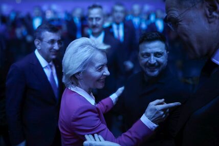 Ursula fon der Lajen i Vladimir Zelenski na samitu NATO u Ankari