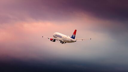 Avion Er Srbija_2503395107.jpg