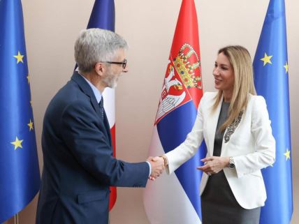 Ambasador Francuske u Srbiji Pjer Košar i ministarka Đedović Handanović