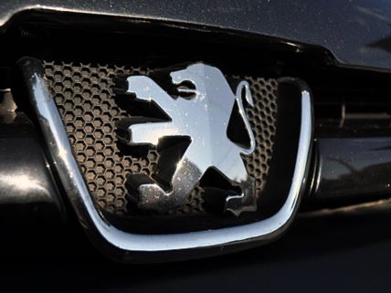 Znak lava označava marku automobila pežo