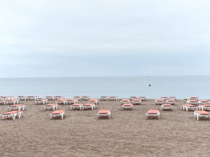 Ležaljke na plaži na Tenerifima