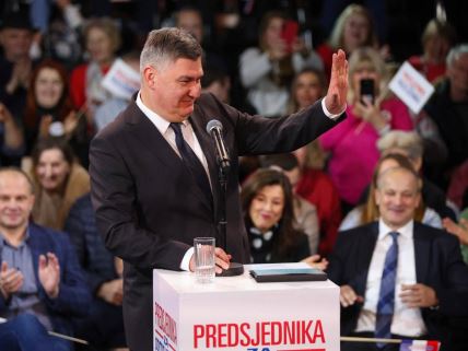 Zoran Milanović za govornicom u predizbornoj kampanji