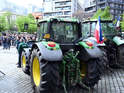 Protest holandskih farmera u Briselu