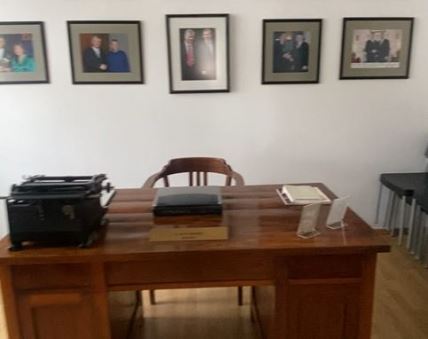 biblioteka zoran djindjic.jpg