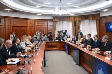 Kaja Kalas u Srbiji.jpg