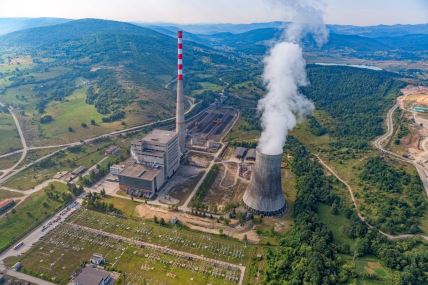 Pogled iz vazduha na termoelektranu Pljevlja, jedinu koja radi na ugalj u Crnoj Gori