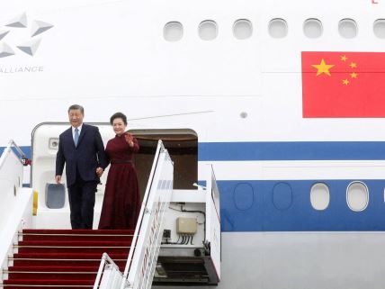 Kineski predsednik Si Đinping sa suprugom Peng Lijuan u poseti Francuskoj