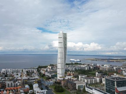 Kula Torzo koji se okreće, u Malmeu, najviša je zgrada u Skandinaviji