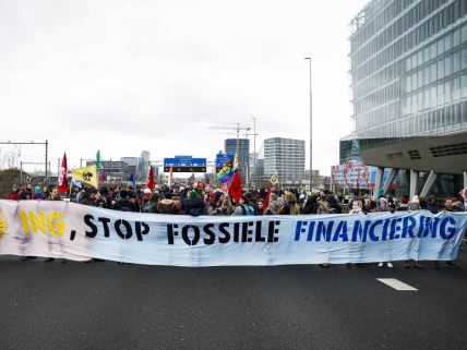 Protesti ekoloških aktivista u Amsterdamu
