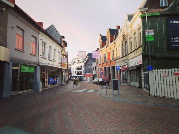 belgijski tilt pust zbog kolektivnog godišnjeg odmora