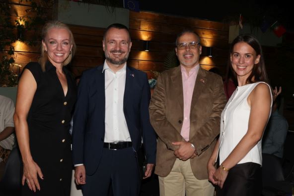Direktorka WMG fondacije, Irena Petrović, šef Misije Republike Srbije pri EU, Danijel Apostolović, Njegova ekselencija Žoze Rui Velež Karos, ambasador Portugalije u Srbiji i Milana Petrović, urednica EUpravo zato.
