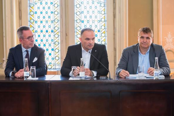 Erich Cossutta, Simo Salapura i Rade Berbakov